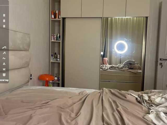 KiaraBasbas live cam on BongaCams