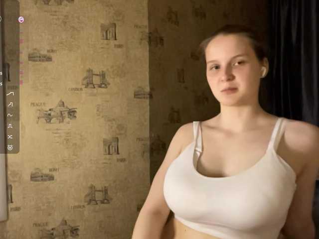 KiaraBasbas live cam on BongaCams