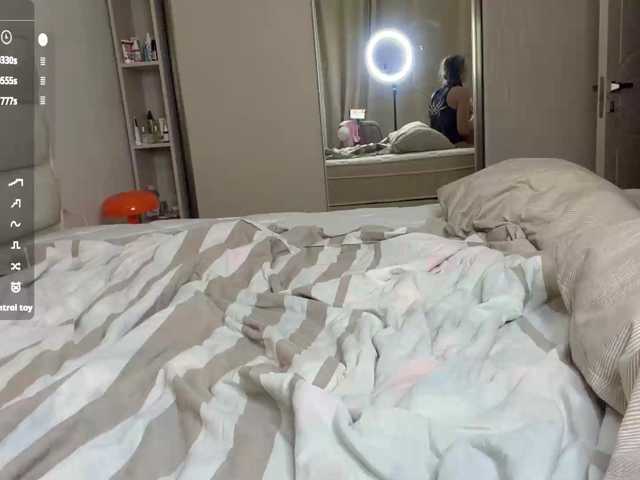 KiaraBasbas live cam preview