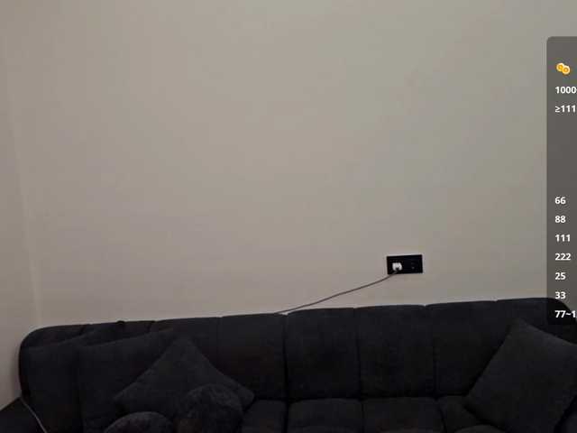 KiaraBasbas live webcam show