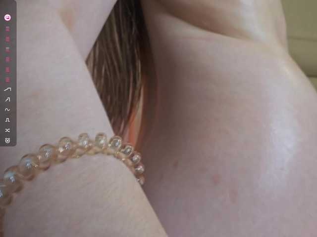 KiaraBasbas live cam on BongaCams