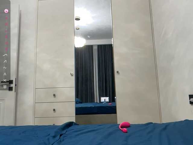 KiaraBasbas live cam on UnifiedCams