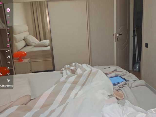KiaraBasbas live cam on BongaCams
