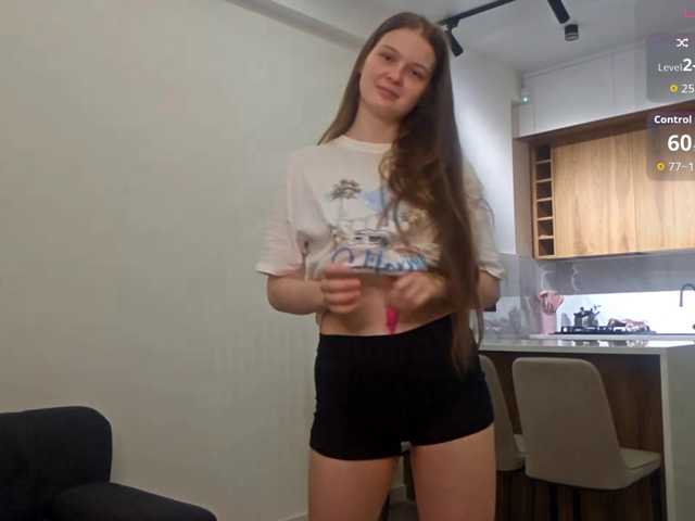 KiaraBasbas live webcam show