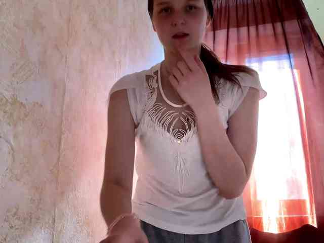 KiaraBasbas webcam