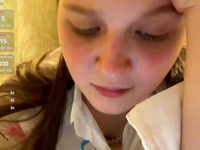 KiaraBasbas webcam