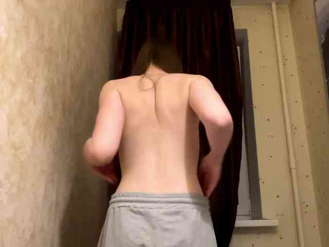 KiaraBasbas webcam