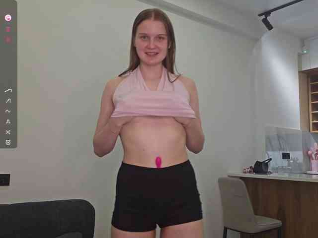 KiaraBasbas webcam