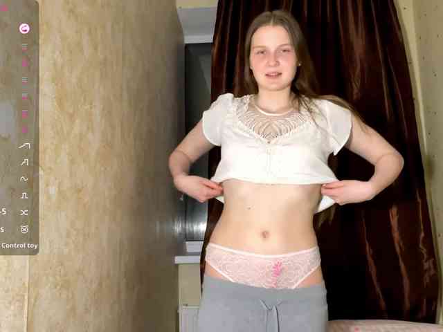 KiaraBasbas webcam