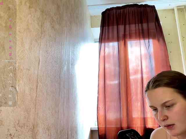 KiaraBasbas webcam