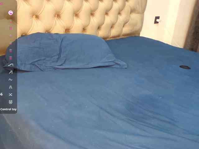 KiaraBasbas webcam
