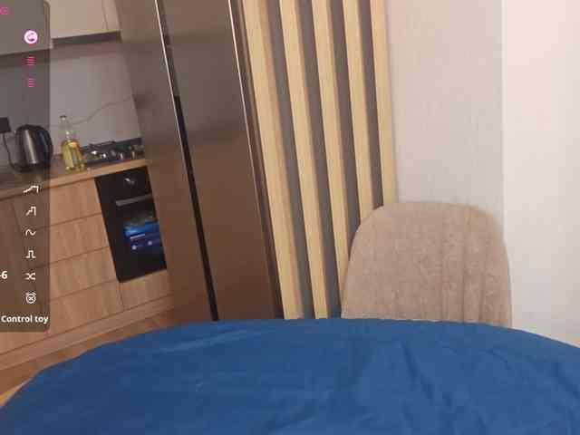 KiaraBasbas webcam