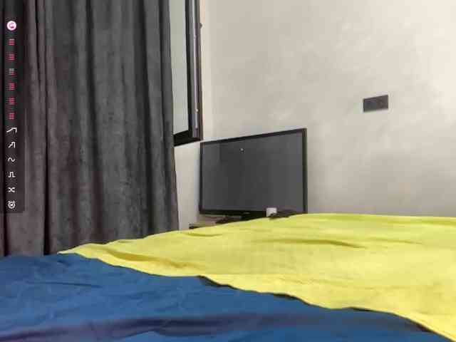KiaraBasbas Sex Cam Show