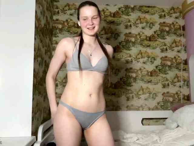 KiaraBasbas webcam