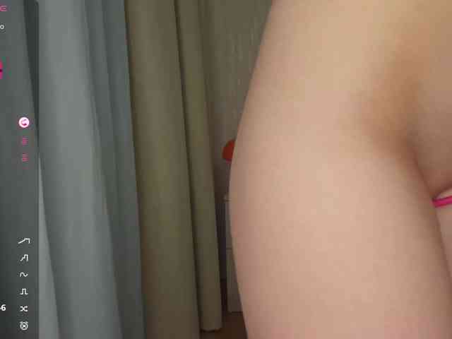 KiaraBasbas webcam