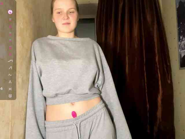 KiaraBasbas webcam