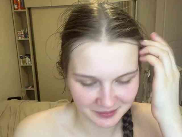 KiaraBasbas webcam