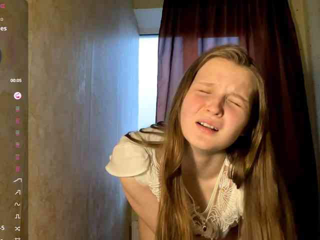 KiaraBasbas webcam