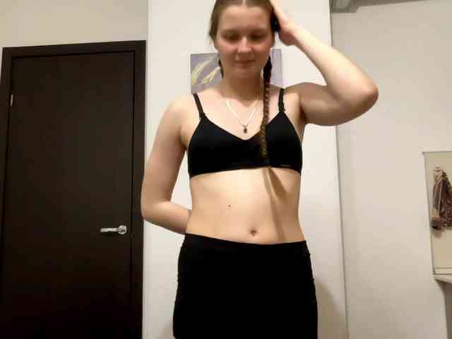 KiaraBasbas webcam