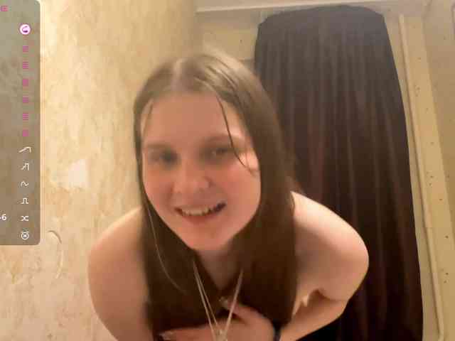 KiaraBasbas webcam