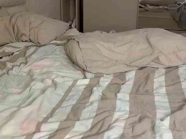 KiaraBasbas webcam