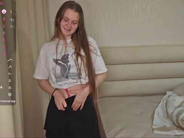 KiaraBasbas webcam