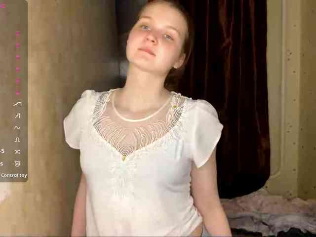 KiaraBasbas webcam