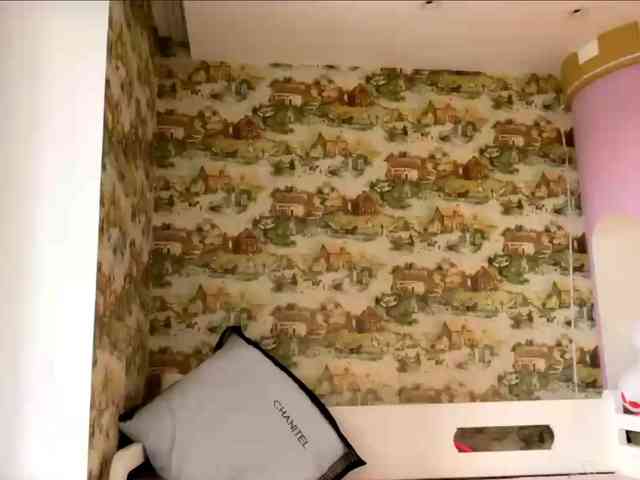 KiaraBasbas webcam