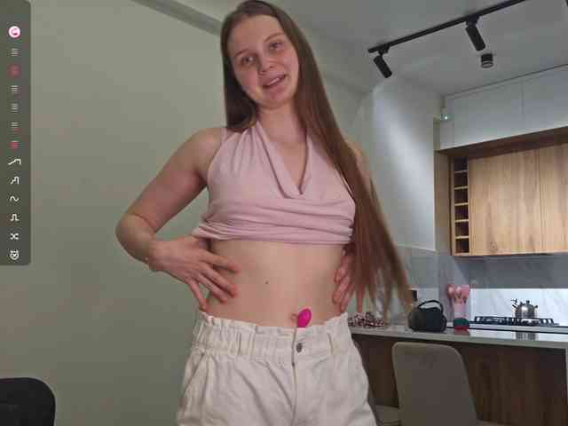 KiaraBasbas webcam