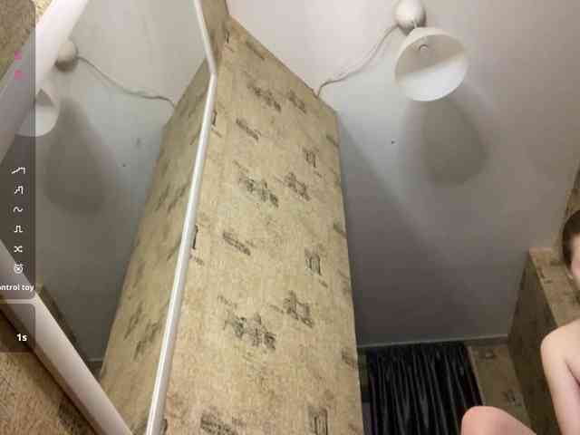 KiaraBasbas Sex Cam Show