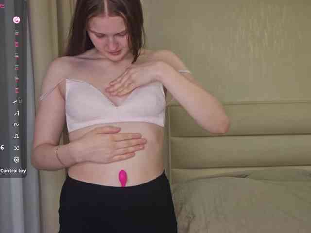 KiaraBasbas webcam
