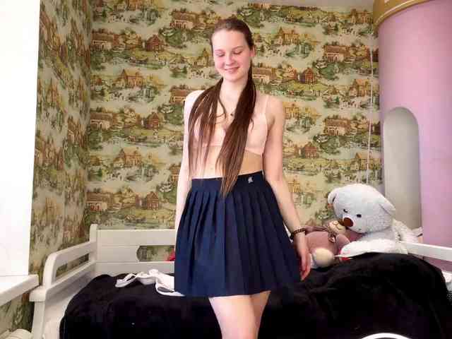 KiaraBasbas webcam