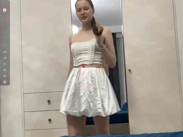 KiaraBasbas Sex Cam Show
