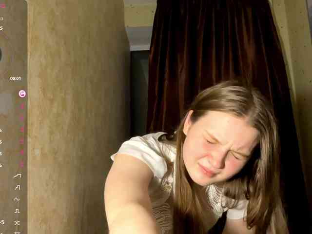 KiaraBasbas webcam