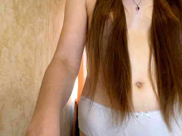 KiaraBasbas webcam