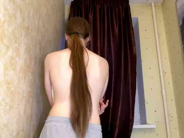 KiaraBasbas webcam