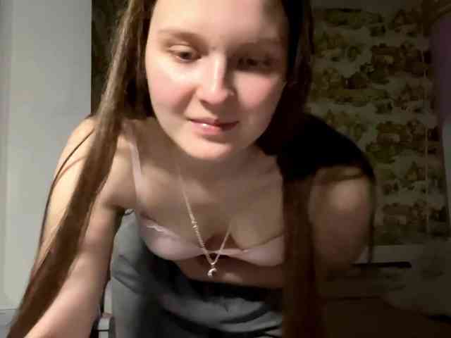 KiaraBasbas webcam