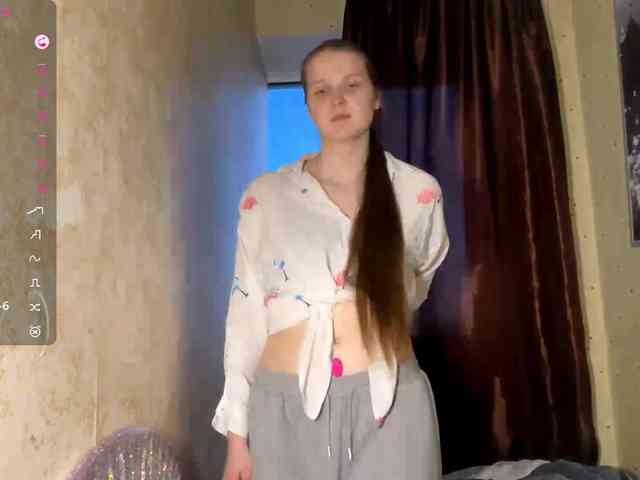 KiaraBasbas webcam