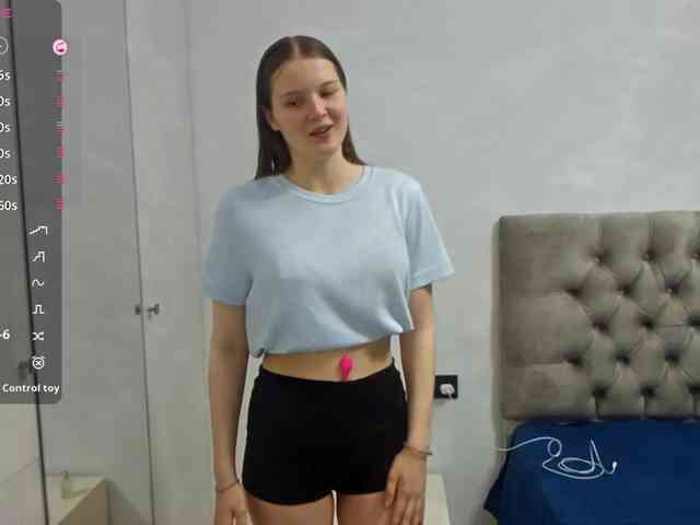 KiaraBasbas webcam