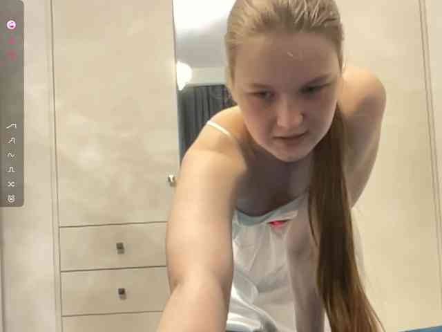 KiaraBasbas Sex Cam Show
