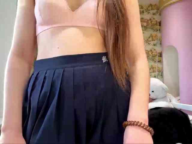 KiaraBasbas webcam