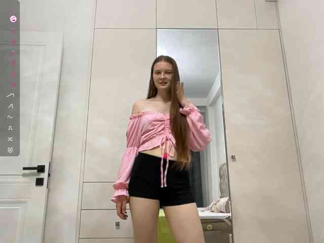 KiaraBasbas Sex Cam Show