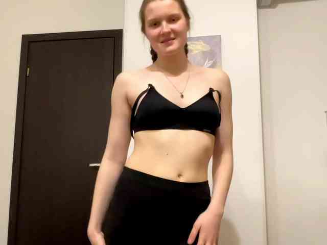 KiaraBasbas webcam