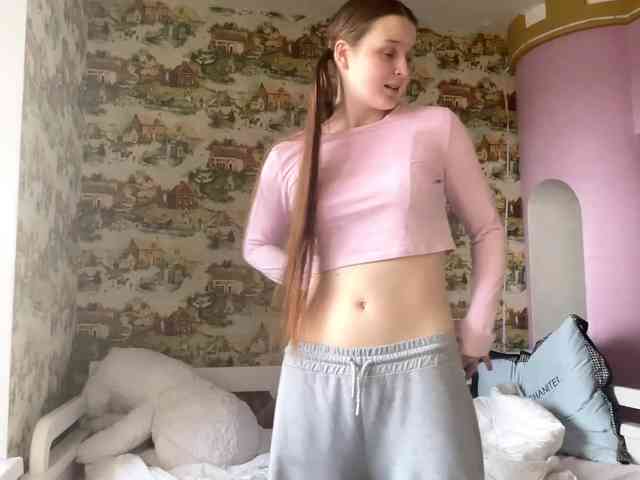 KiaraBasbas webcam