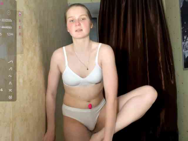 KiaraBasbas webcam