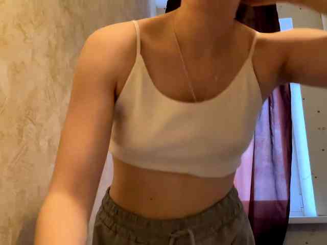 KiaraBasbas webcam