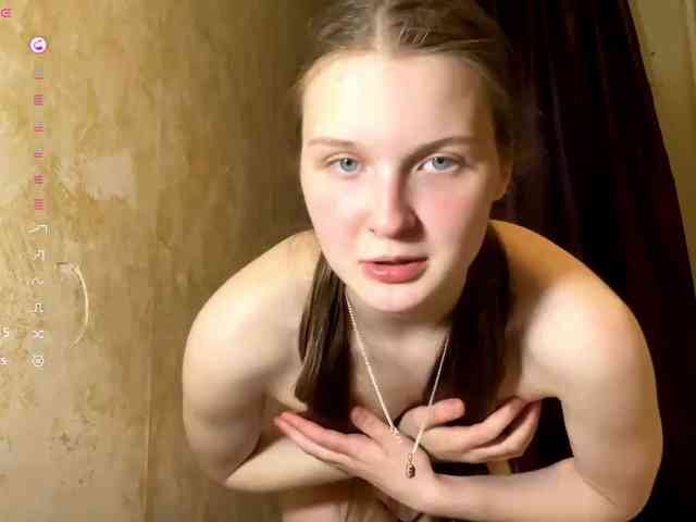 KiaraBasbas webcam