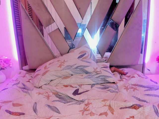 ashly-ruiz live cam on BongaCams