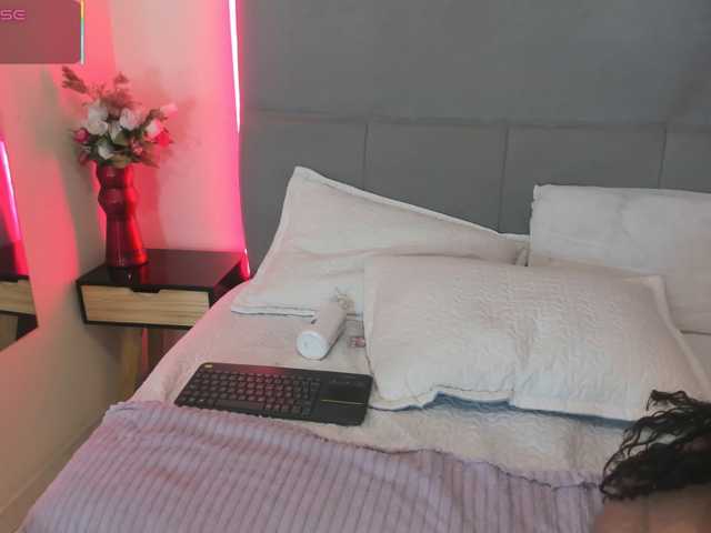ashly-ruiz live cam on BongaCams