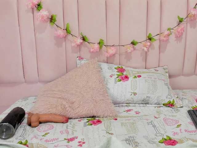 ashly-ruiz live cam on BongaCams